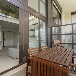 Elegant Loft With Balcony! Milán